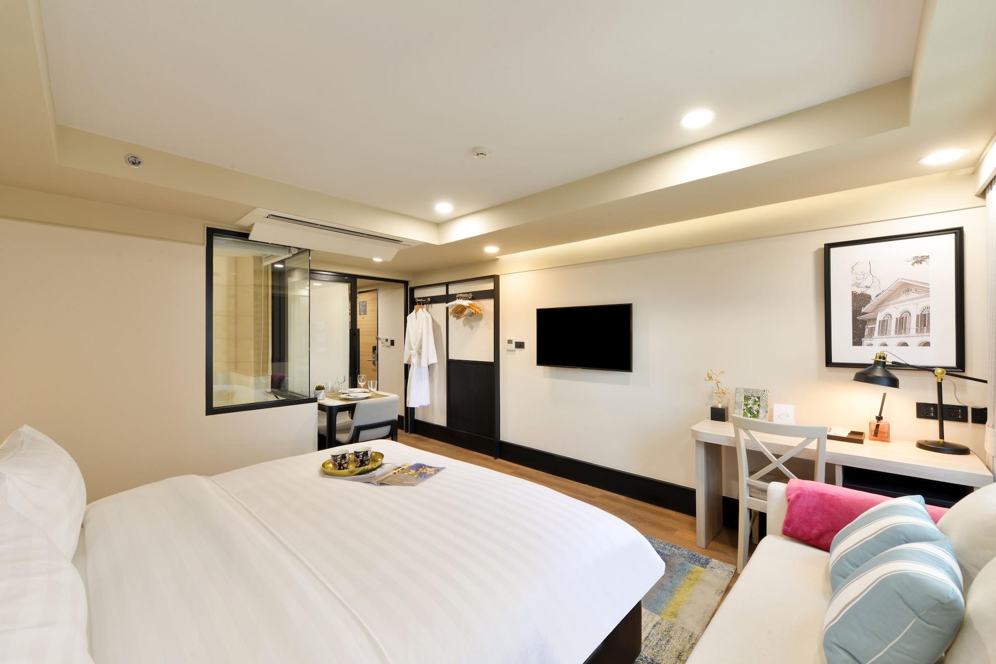 Oakwood Hotel & Residence Bangkok Sha Plus Certified Exterior photo